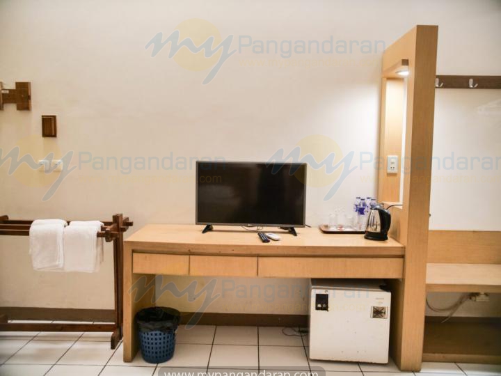  room deluxe hotel pantai indah barat